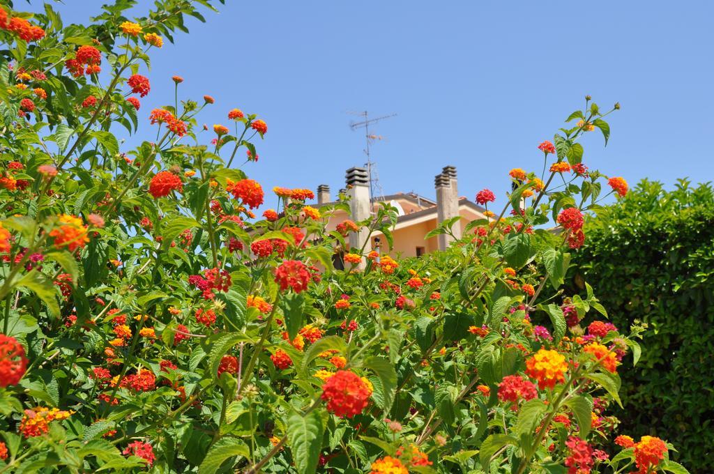 Bed&Breakfast Giardini Di Marzo Lecce Exterior foto
